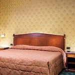Grand Plaza Hotel Milão