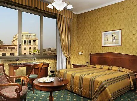 Grand Plaza