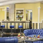 Grand Plaza Szálloda